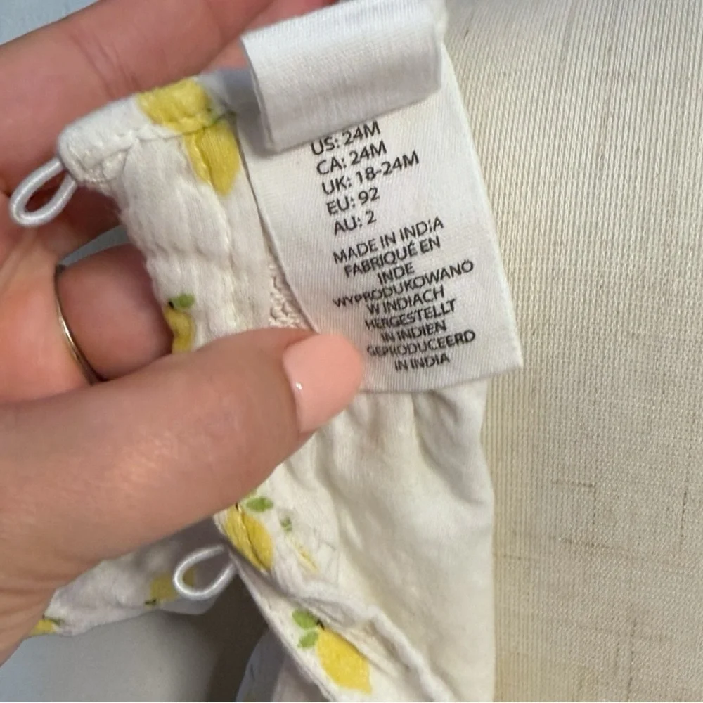Artisan NY Lemon Print Smocked Dress 24M White Yellow Bow Summer Toddler